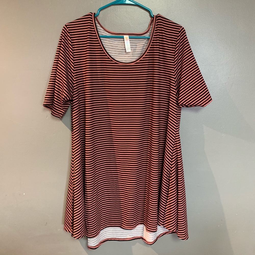 Lularoe perfect t